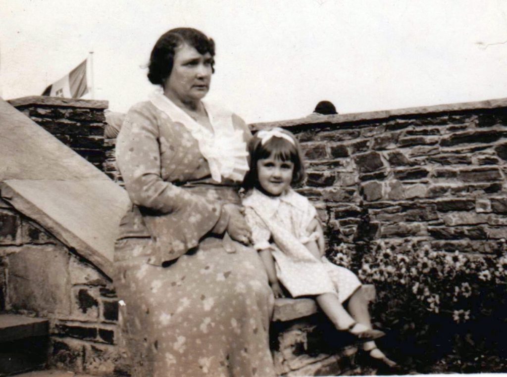 10-Sophia_Fitton_and_Audrey-1024x762