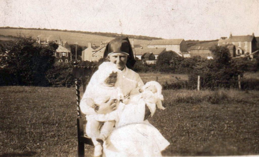 2-Dorothy_Cropper_-_sister_of_Tony_and_John-1024x623