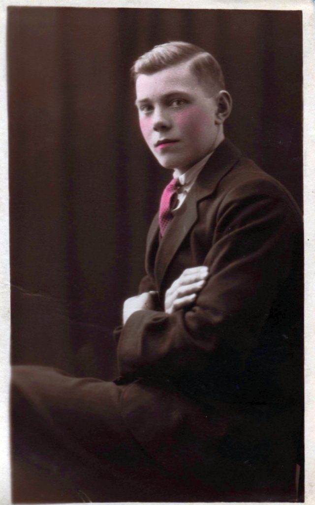 5-John_Heyes_-_Son_of_Jessie_and_Richard_Heyes-640x1024