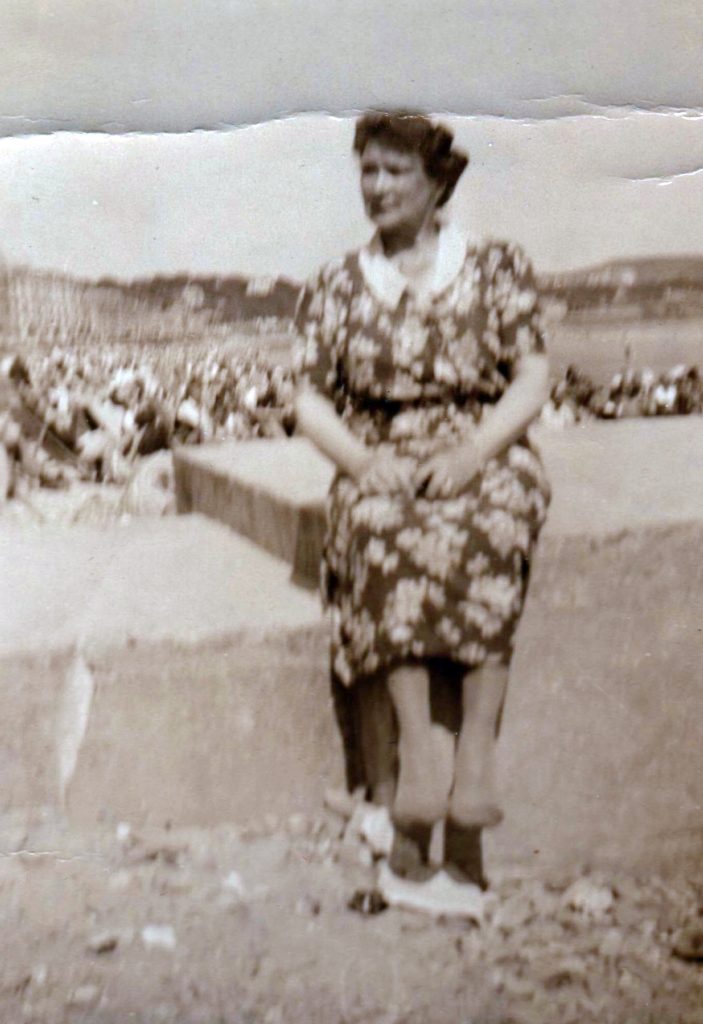 9-Sophia_Fitton-703x1024