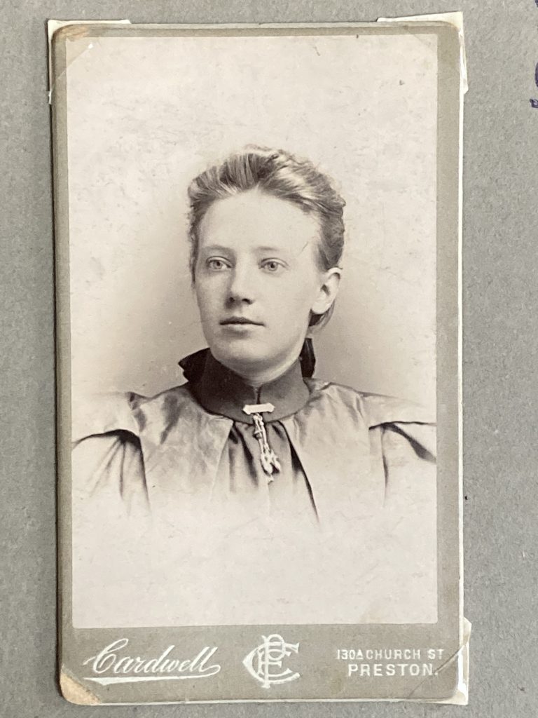 Florence_Rothwell-IMG-3586-768x1024