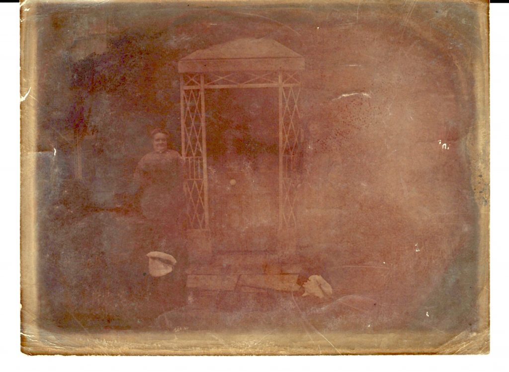 LadiesbyGazebo-1024x749